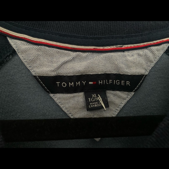Cropped Tommy Hilfiger sweater - Picture 2 of 2
